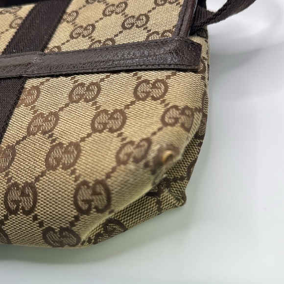 Gucci Bum Bag - Picture 5 of 13
